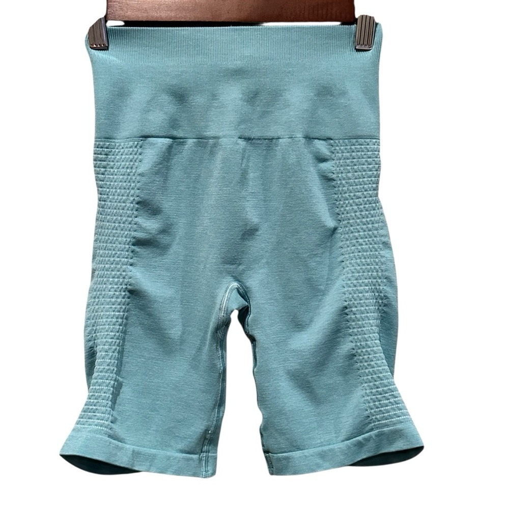Alphalete Women’s  Seamless Biker Shorts Turquoise Green Size Small
